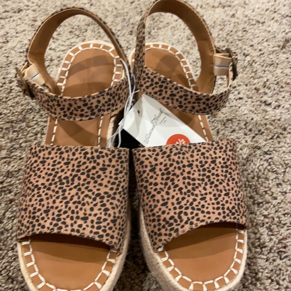 Espadrille Cheetah print  platform sandals